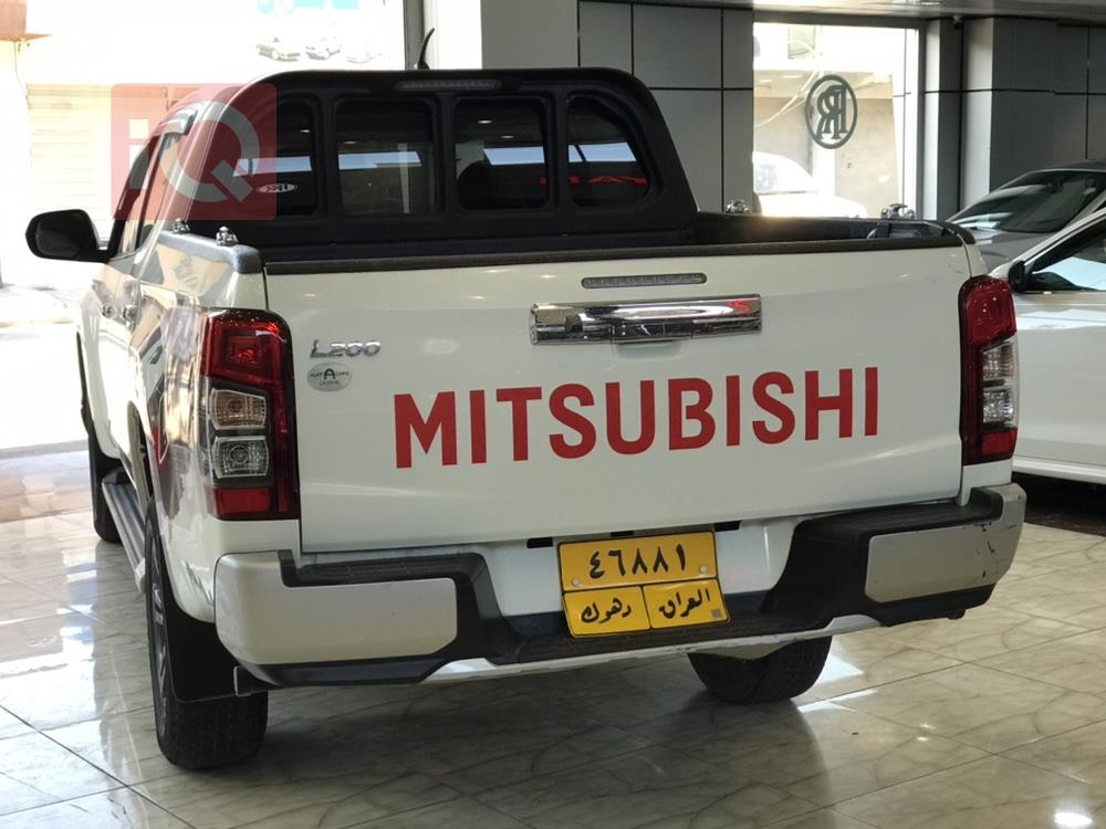 میتسوبیشی L200